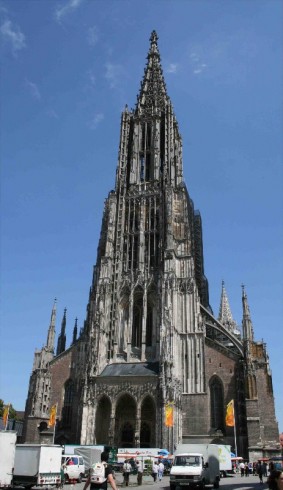 De hoogste kerktoren ter wereld