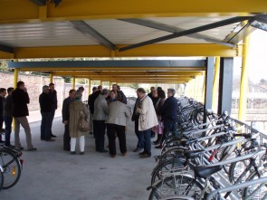 genodigden overleggen