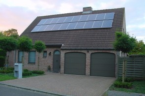 woning met zonnepanelen