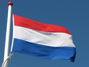 nederlandse-vlag-aanbieding-1024x768
